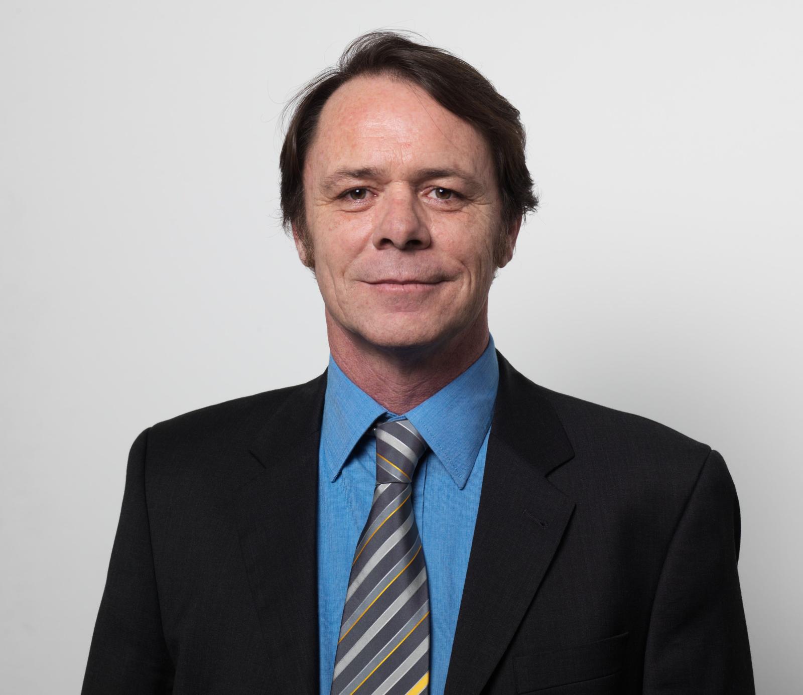 Auf dem Foto ist der Hittnauer Sozialvorstand Claudio Zinsli zu sehen. 