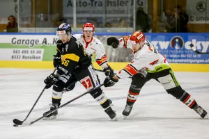 https-zueriost-ch-sites-default-files-elvis-media-2022-01-sport_04122021_ehwetzikon_crm_12_preview-jpg Der EHC Wetzikon (Robin Reinmann, links) hat zum Abschluss der Qualifikation zwei Gegner, die er bezwingen muss., Der EHC Illnau-Effretikon (Luca Tresch) trifft in den Playoffs auf Schaffhausen. , Die Dürnten Vikings (Mirco Stuber, links) kämpfen in der Abstiegsrunde um den Ligaerhalt.
