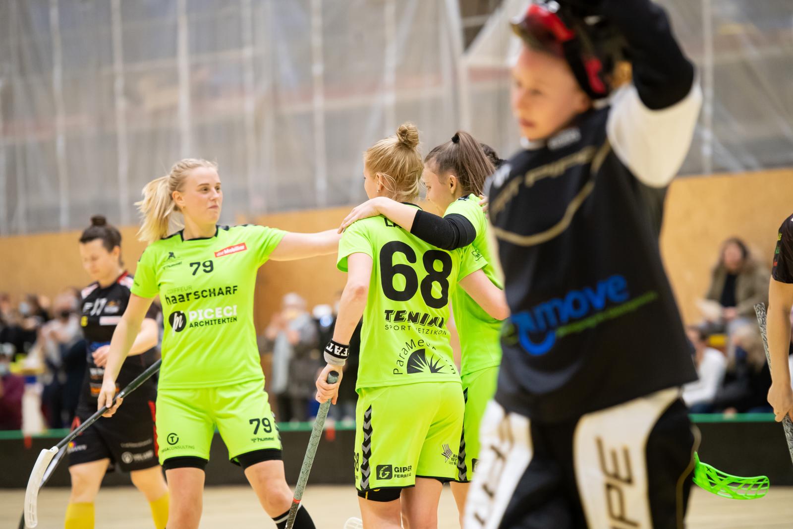 Hanka Lackova (Nummer 68) hat soeben für Laupen das 1:0 erzielt.