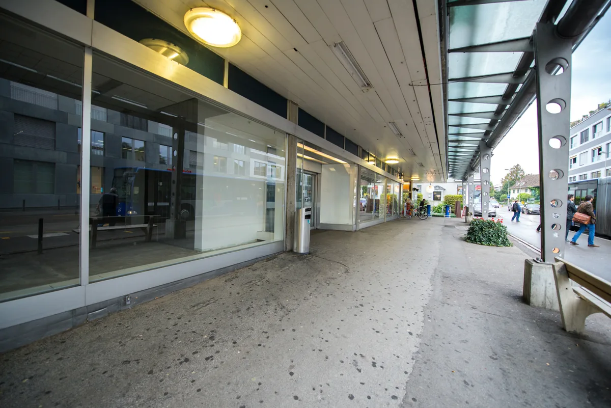 Das Einkaufszentrum Trompete im Jahr 2015 ist auf dem Foto.