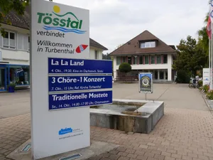 gemeindehaus%20turbenthal%202_preview Als einzige Gemeinde im Tösstal hat Turbenthal auf 2022 hin ihre Steuern gesenkt.