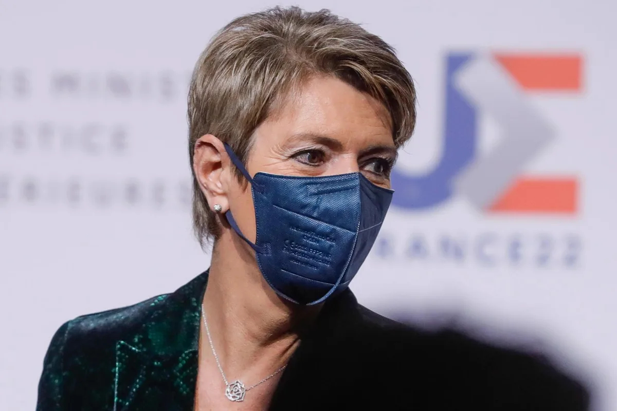 Bundesrätin Karin Keller-Sutter, hier an einem Treffen in Lille.