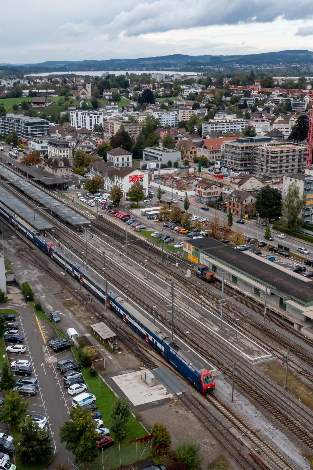 hinwil_05102021_unterwetzikon_crm_11_preview Das Bahnhofareal in Wetzikon: Der Masterplan soll mit der Bevölkerung zusammen entwickelt werden.