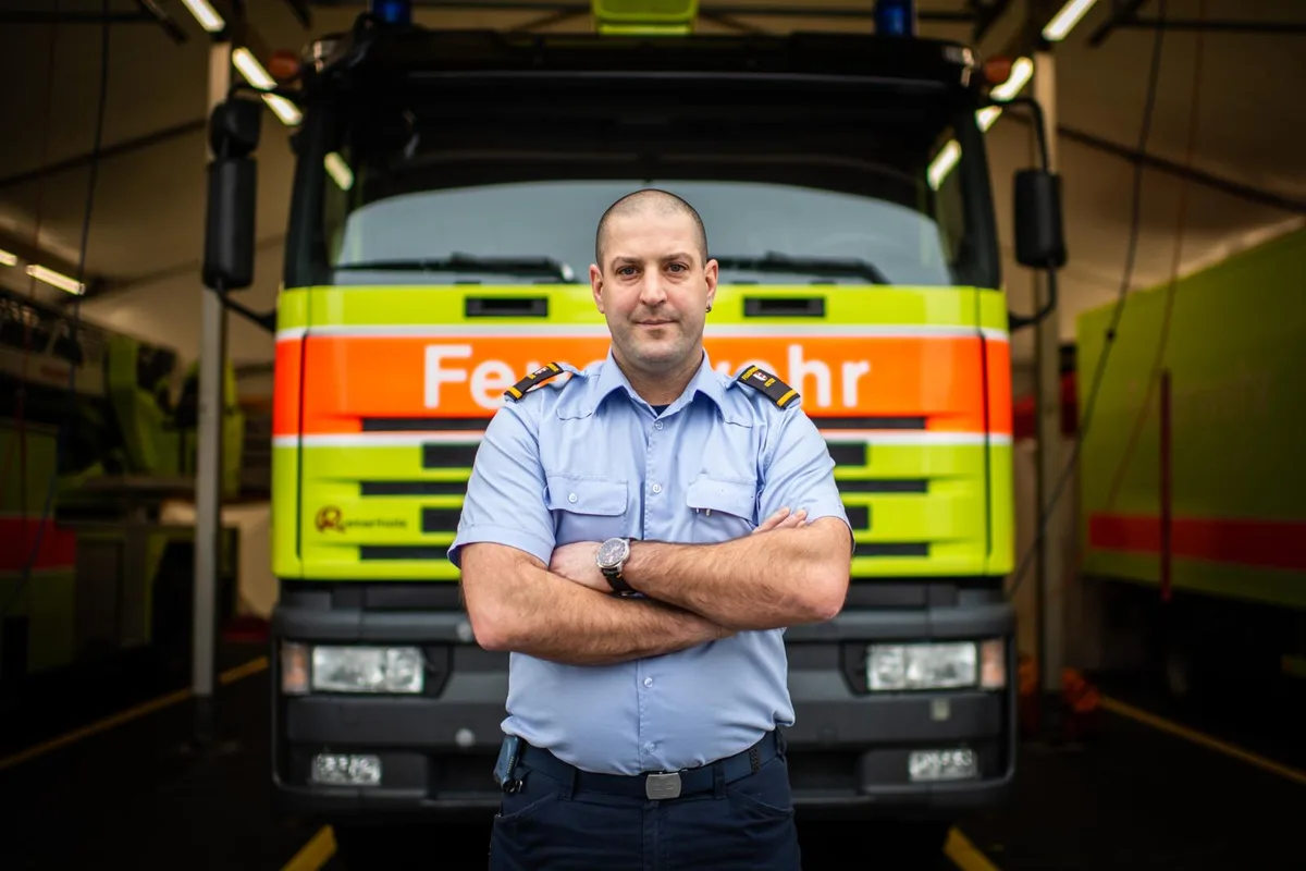 uster_11012019_feuerwehrkommandant_sbo_5_preview Der Feuerwehrkommandant Sascha Zollinger leitete den Einsatz am letzten Montagabend in Uster.
