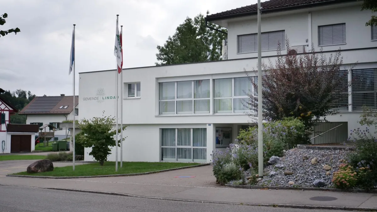 lindau_sommer_gemeindehaus02_sgr_preview Das Verwaltungsgebäude stammt aus dem Jahr 1937 und wurde vor gut zehn Jahren letztmals saniert.