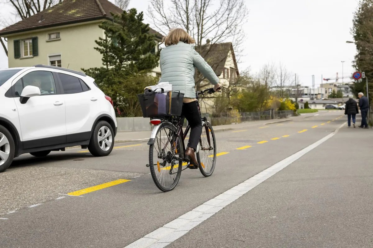 uster_09042021_brandstrasse_crm_9_preview Aus Sicht von vier Grünen Ratsmitgliedern muss das Velowegnetz in Uster ausgebaut und sicherer gemacht werden.