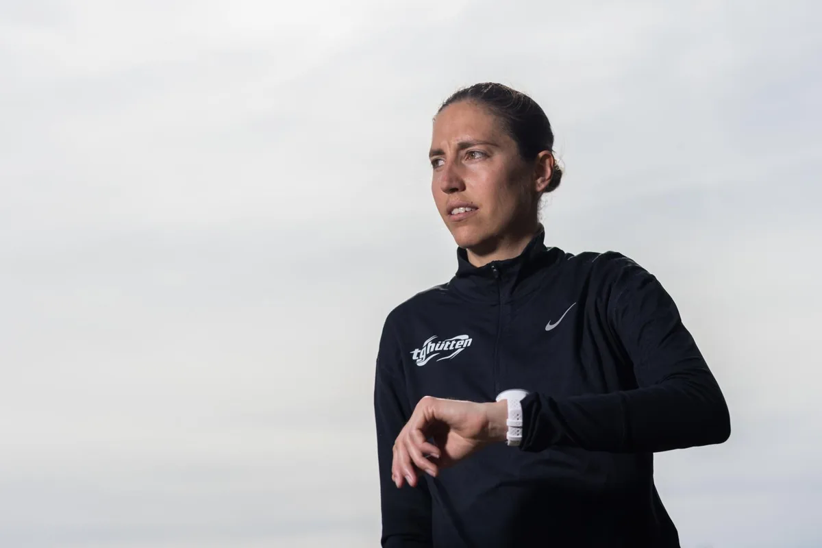 laufsport-fabienne-schlumpf-pfaeffikon-crm-12_preview Die Zeit ist zwar knapp, aber Fabienne Schlumpf bereitet sich auf den EM-Marathon im August vor. , Erst im April hatte die Wetzikerin das Lauftraining wieder aufgenommen., Jetzt hat sie sich für einen EM-Start entschieden.