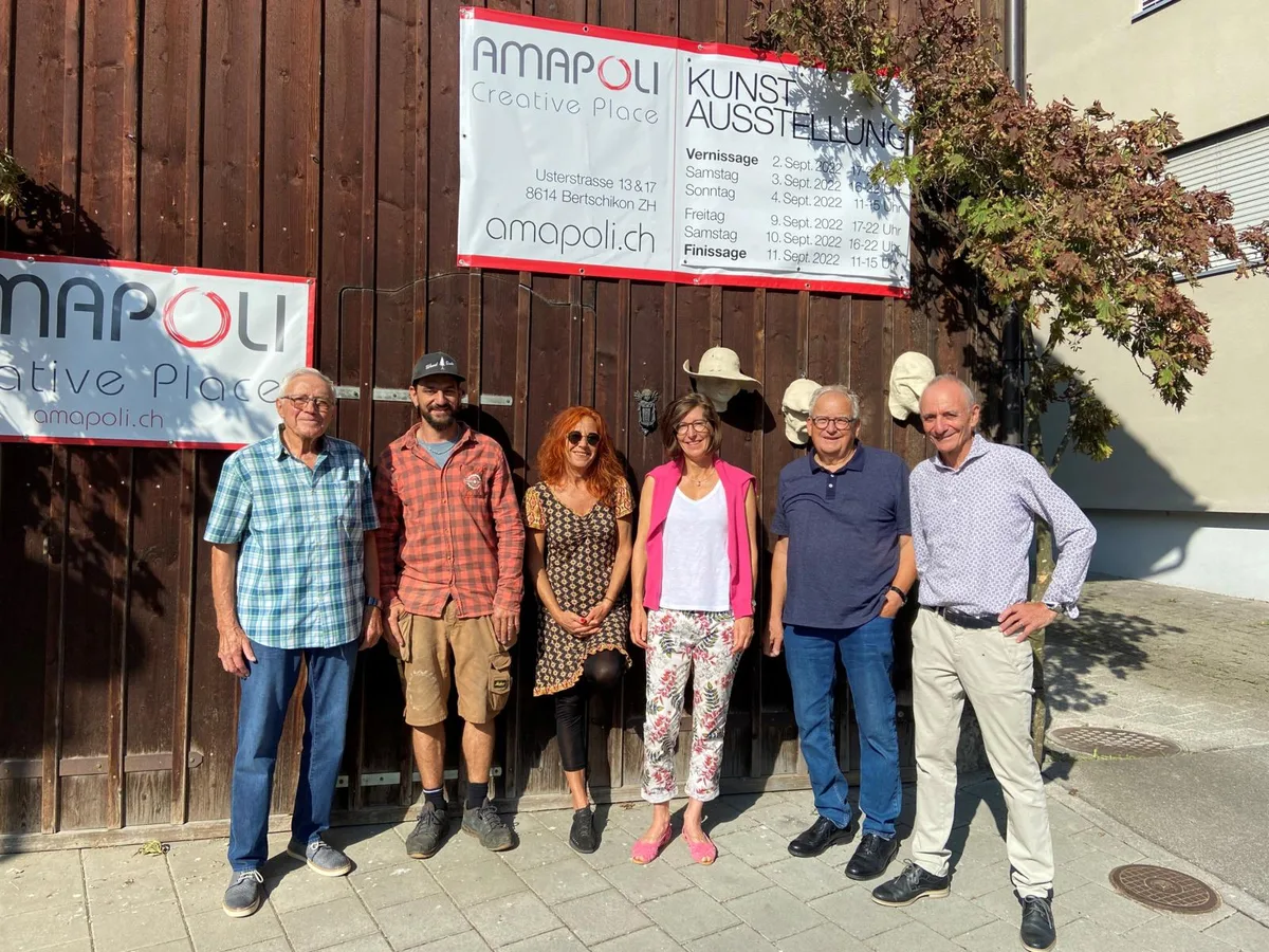 bild1_preview Zum dritten Mal findet im «Kunstdorf» in Bertschikon eine Ausstellung mit 10 Künstlerinnen und Künstlern statt.