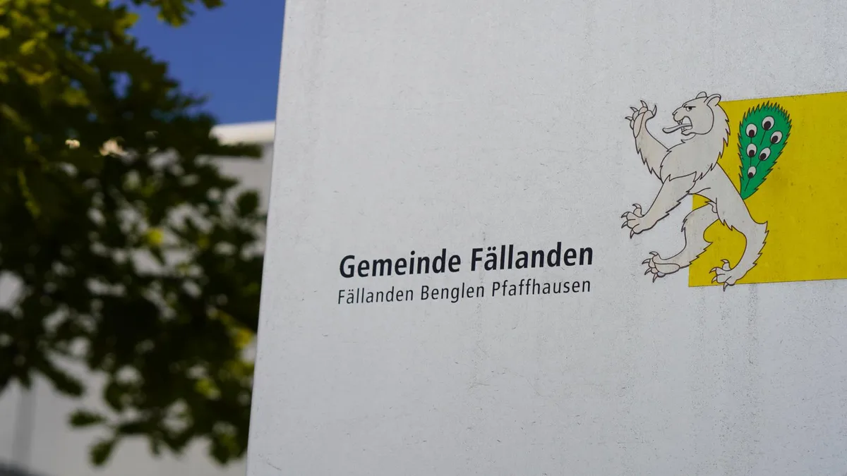 faellanden_sommer_gemeindehaus_sgr-1_preview In Fällanden sind die Schul- und Kirchenpflege wieder vervollständigt.
