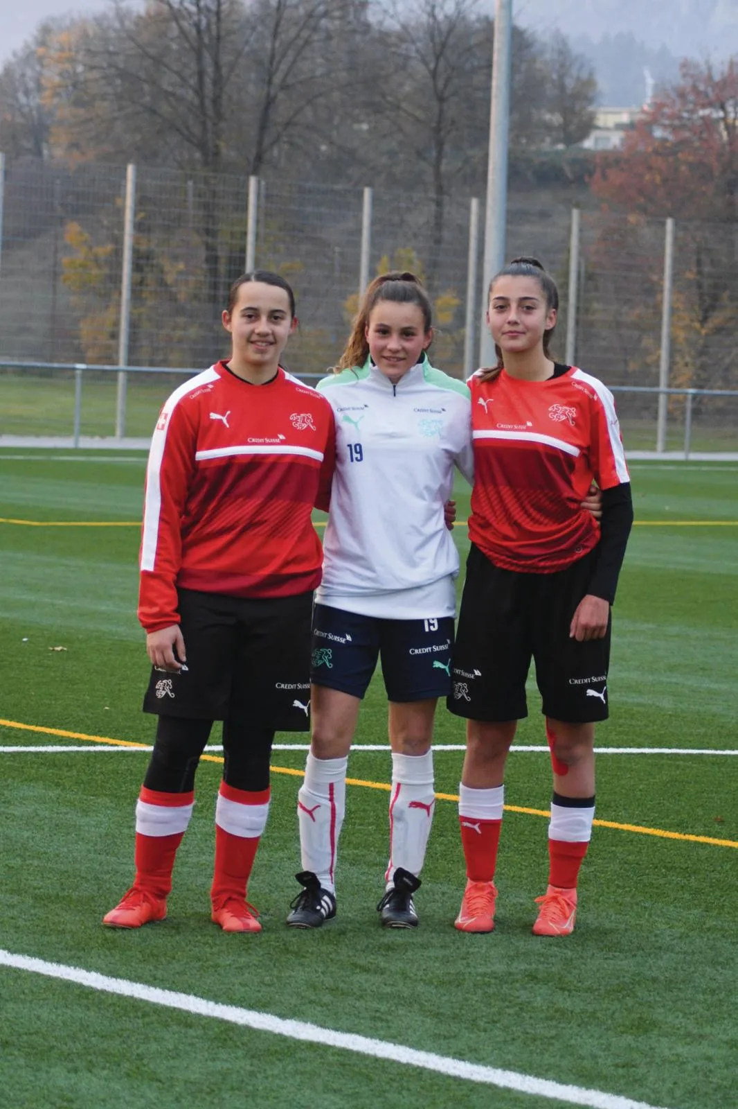 Rütner Nachwuchshoffnungen: Derin Degirmenler, Nathalie Widmer und Nubia Rispoli (v. r.).