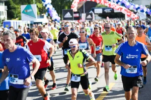 sport_21092019_geifenseelauf_dku__4__preview Bei der diesjährigen Ausgabe sind rund 7000 Läuferinnen und Läufer gemeldet., Die Wetzikerin Fabienne Schlumpf ist in der Zweier-Staffel unterwegs., Für Nicola Spirig ist es der letzte Auftritt als Profi.