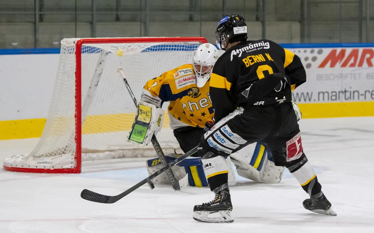 sport_eishockey_wetzikon-rheintal_13112021_pif-2_preview Nils Berni reihte sich zum Saisongstart gleich zweimal in die Torschützenliste.