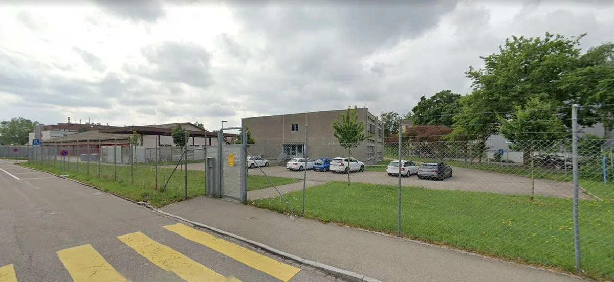 testgeb%c3%a4ude%202%20wpl%20d%c3%bcbendorf_preview Das Testcenter fürs Führungsnetz Schweiz im Lehrgebäude 1 soll von Dübendorf nach Frauenfeld verlegt werden.