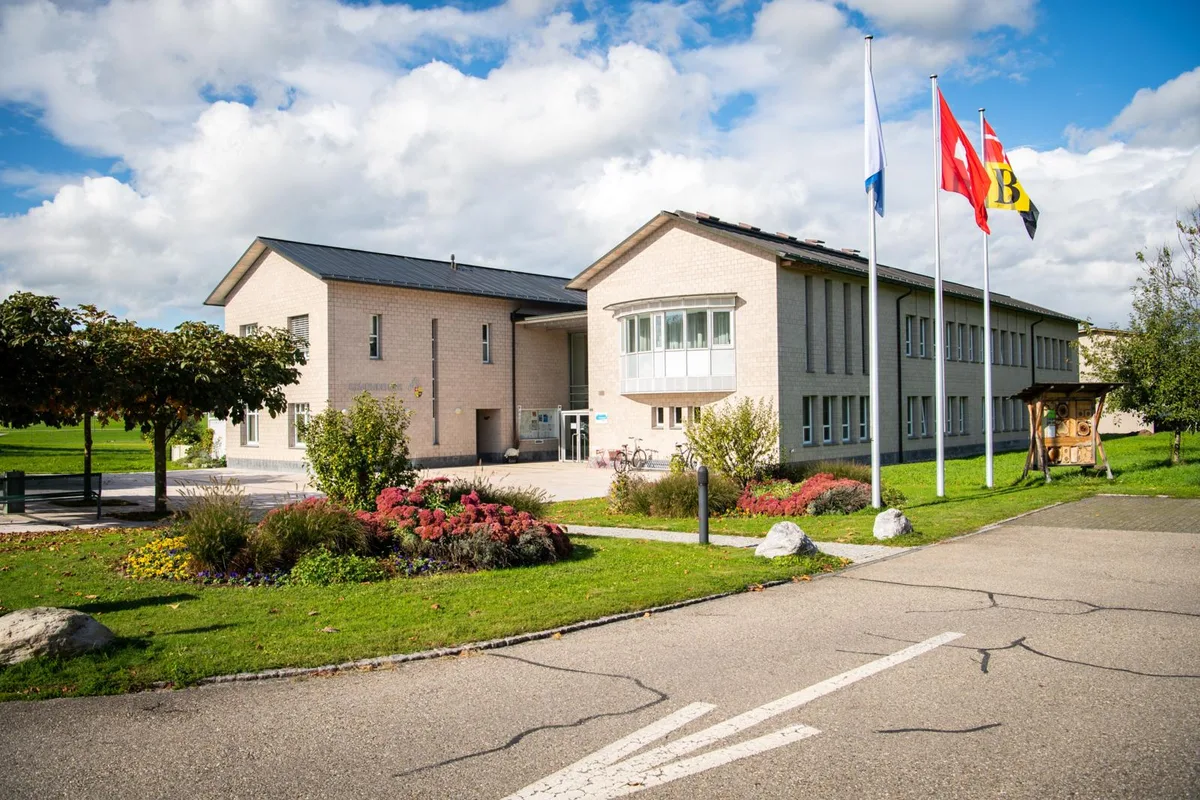 bubikon_10102019_gemeindehaus_sbo_4_preview Der Bubiker Gemeinderat verabschiedet sein Budget 2023.