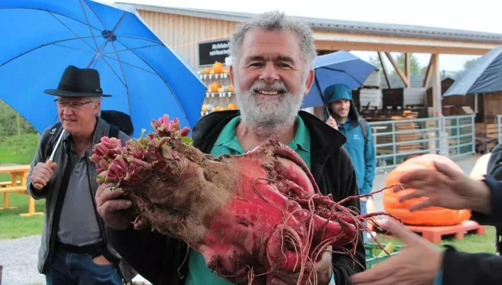 Guido Oberholzer mit seiner Mammut-Rande.