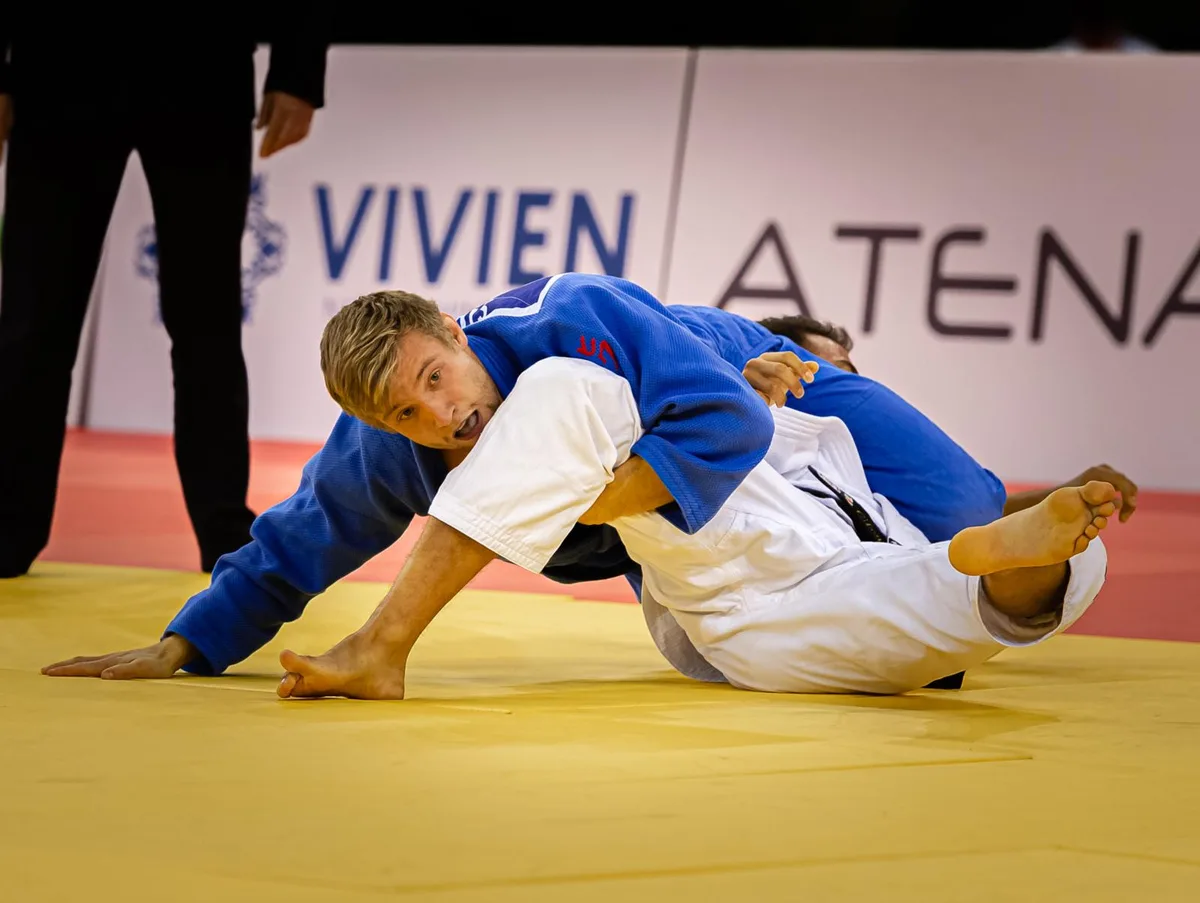 stump_preview Alle Gegner im Griff: Nils Stump triumphierte in Abu Dhabi.