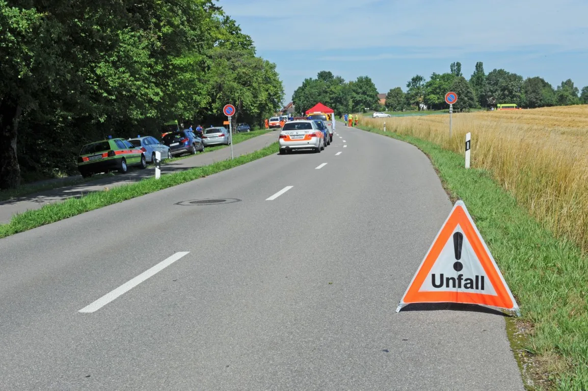 https-zueriost-ch-sites-default-files-elvis-media-2022-11-vu_greifensee_06-07-14_001%2520%255b1280x768%255d_preview-jpg Am frühen Freitagnachmittag kam «Im Eichhof» ein Mann ums Leben. (Symbolbild)