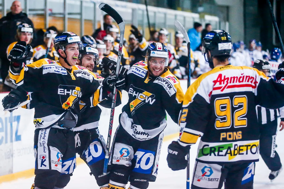 sport_20012016_eishockeywetzikonbueli_crm_10 Ein neues Trio der GCK-Lions wird bald mit dem EHC Wetzikon jubeln. (Archivbild: Christian Merz)