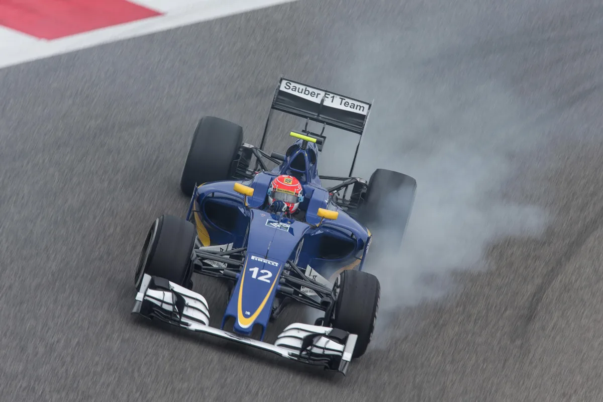 Auf Schlingerkurs: Felipe Nasr verbremst sich in Bahrain – sein Arbeitgeber Sauber kämpft um die Existenz. (Bild: Sauber Motorsport AG)
