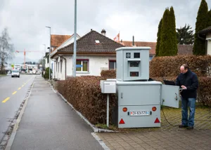 wetzikon_15022016_radar_sbo_3 Die Stadtpolizei Wetzikon ertappte bei einer Geschwindigkeitskontrolle mehrere Temposünder. (Symbolbild: Seraina Boner/Archiv)