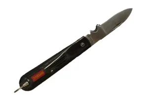 messer-neu Mit einem Messer dieser Art war einem Mann in Rüti während eines Streits der Hals aufgeschlitzt worden. (Bild: Ernst Hilfiker)