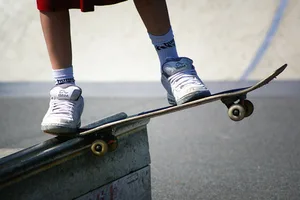 588366_web_r_b_by_christian-v-r-_pixelio-de_ In Egg soll ein Skatepark getestet werden... (Symbolbild: Christian v.R./pixelio.de), ... und zwar auf dem Gelände der Schulanlage Zentrum nach den Sommerferien. (Archivbild: Nicolas Zonvi)