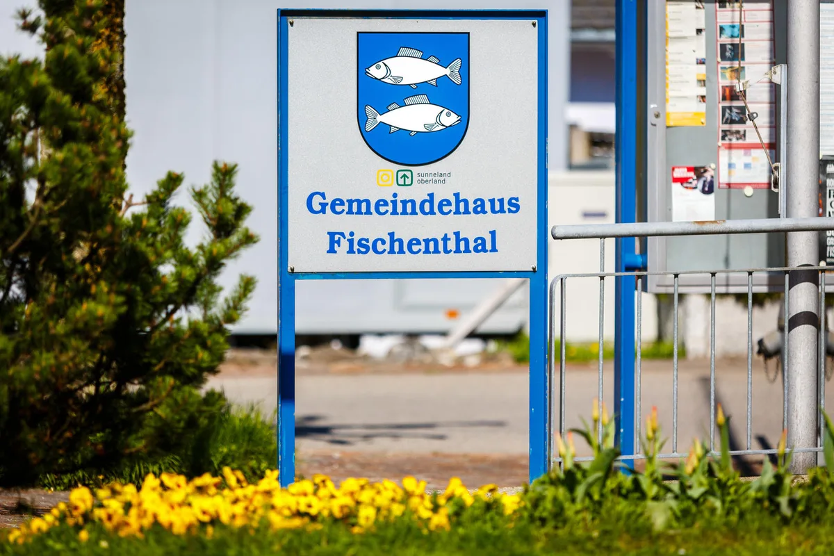 fischenthal_gemeindehaus_naz-5 Laut dem Fischenthaler Gemeinderat wird die Budgetierung für das Jahr 2017 eine Herausforderung. (Bild: Nicolas Zonvi)