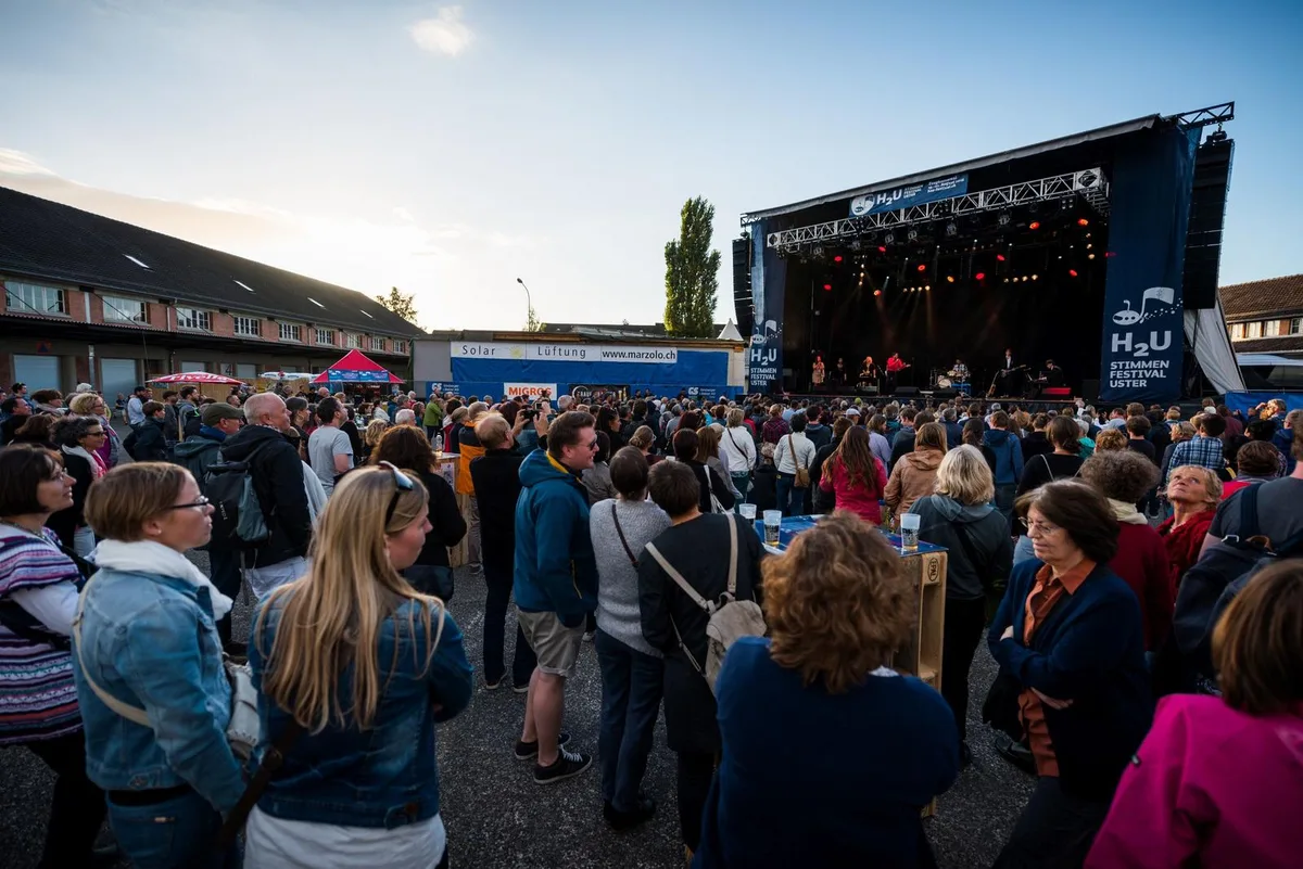 uster_h2uglen_21-08-16_fsm_034 Laute Musik ist vor der Bühne erwünscht, nicht aber im Quartier. (Archivbild: Fabio Meier)