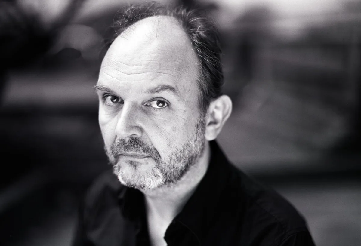 Ist mit zunehmendem Alter vermehrt in Fernseh- und Kinorollen zu sehen: der Ustermer Schauspieler Ingo Ospelt. (Bild: Hannes Caspar)