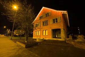 fokusregion_16122014_gemeindehaeuser_sbo_13 Hätte der Mönchaltorfer Gemeinderat die Leistungen für die berufliche Vorsorge des Personals öffentlich ausschreiben müssen? (Archivbild: Seraina Boner)