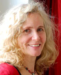 LuciAnna Braendle aus Winterthur veranstaltet seit 2009 Kuschelabende- und tage. , Während dem Kuscheln im Haufen soll man seinen Alltagsstress loswerden können. Bilder: zvg.