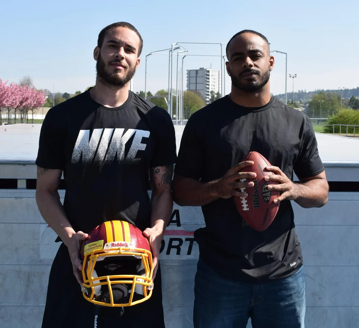 Holt Claiborne (l.) und EJ Woods wollen die Winterthur Warriors an den Swissbowltitel bringen. Bild: Talina Steinmetz