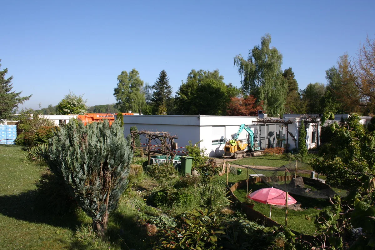 img_7455 Die Sanierung der Gebäude ist zwar umfangreich, der Charakter der Siedlung soll dadurch jedoch nicht verändert werden. (Bild: Thomas Bacher)