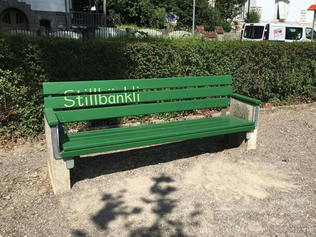 fb_img_1498156910009 Ein Stillbänkli wie dieses in Schaffhausen ist auch in Winterthur gewünscht. Bild: zvg.