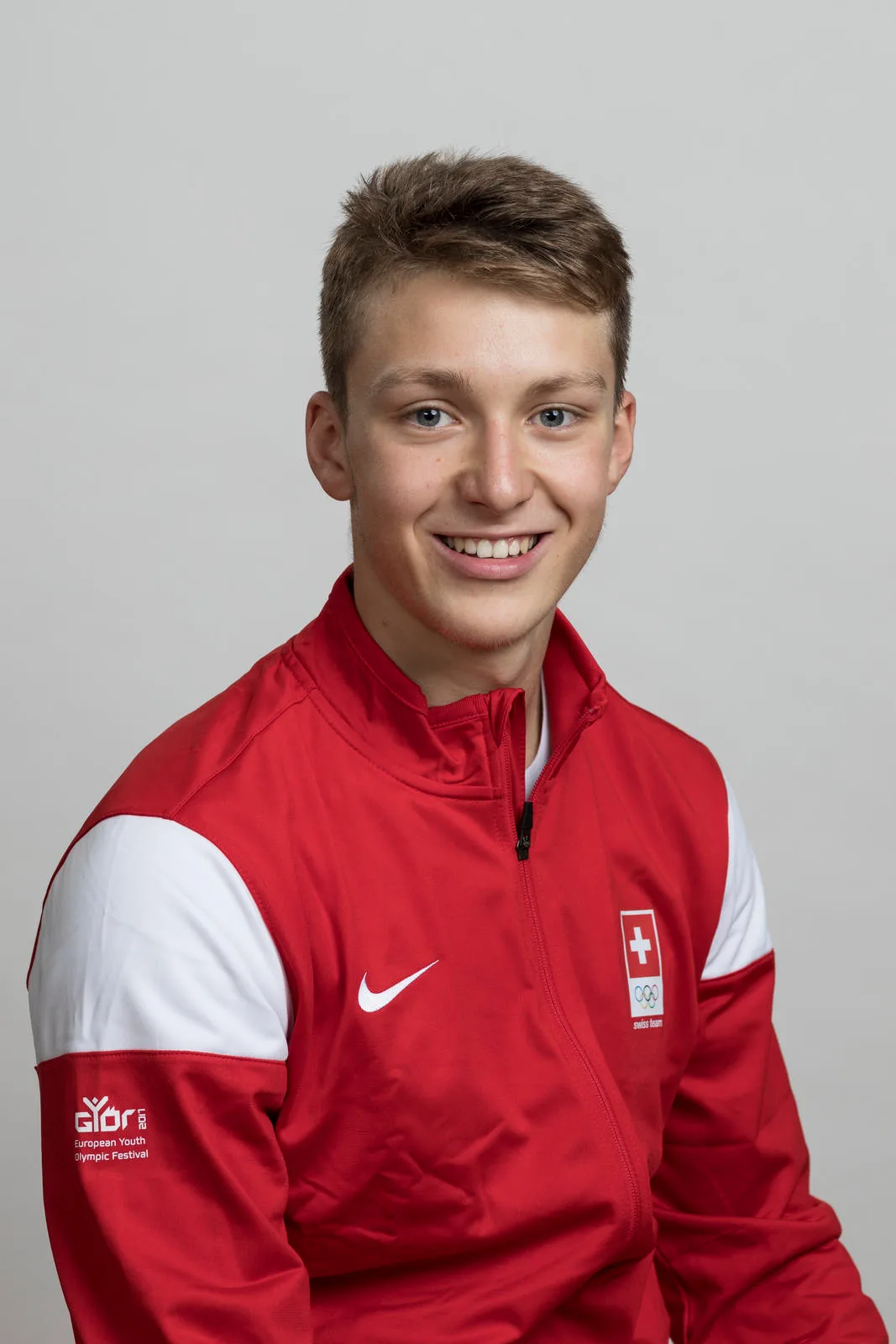 djakovic_antonio_00215 Feiert am EYOF Erfolg um Erfolg: Antonio Djakovic. (Bild: PPR/Gaëtan Bally), Djakovic mit seiner ersten Bronzemedaille vom Montag. (Bild: Swiss Swimming Federation)