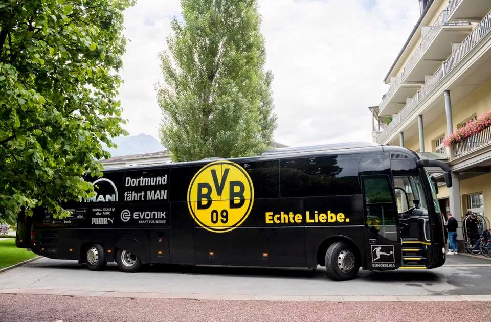 20258388_1964642343547736_7050521861441225673_n Es ist ein sportliches Highlight für Winterthur: Borussia Dortmund spielt auf der Schützenwiese. (Bild: Facebook), Normalerweise spielt der FC Winterthur auf der «Schützi», heute sind es Borussia Dortmund und Espanyol Barcelona. (Bild: Damian Keller)
