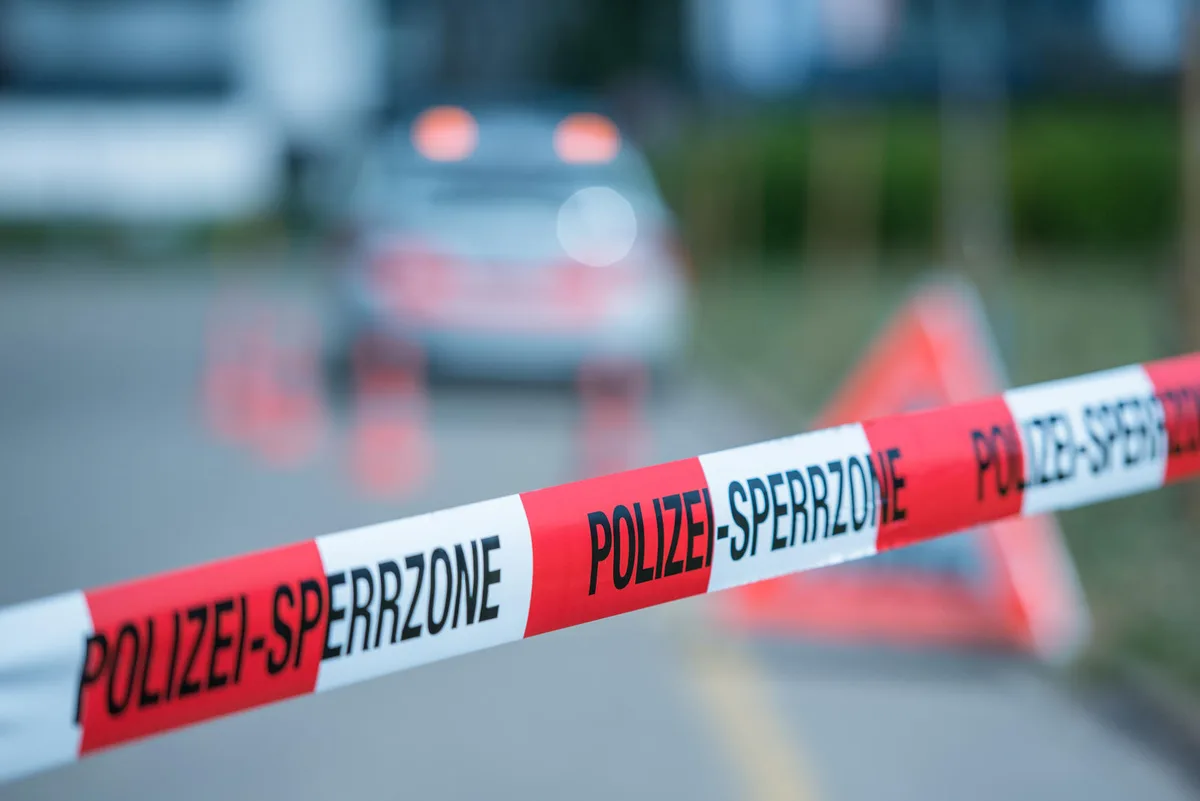 absperrband_01_zvg_kapo Die Feuerwehr sperrte das Gebiet um den band ab. (Symbolbild: Archiv)