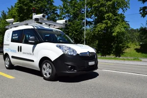 inovitas_messfahrzeug Das Erfassungsfahrzeug ist so ausgerüstet, dass es dreidimensionale Bilder aufnehmen kann. (Bild: zvg)
