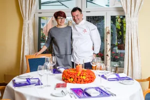 bubikon_09102017_loewen_naz-2_preview Rita und Domenico Miggiano dürfen sich freuen: Ihr Gasthof Löwen wird mit einem Michelin-Stern ausgezeichnet. Bild: Nico Zonvi