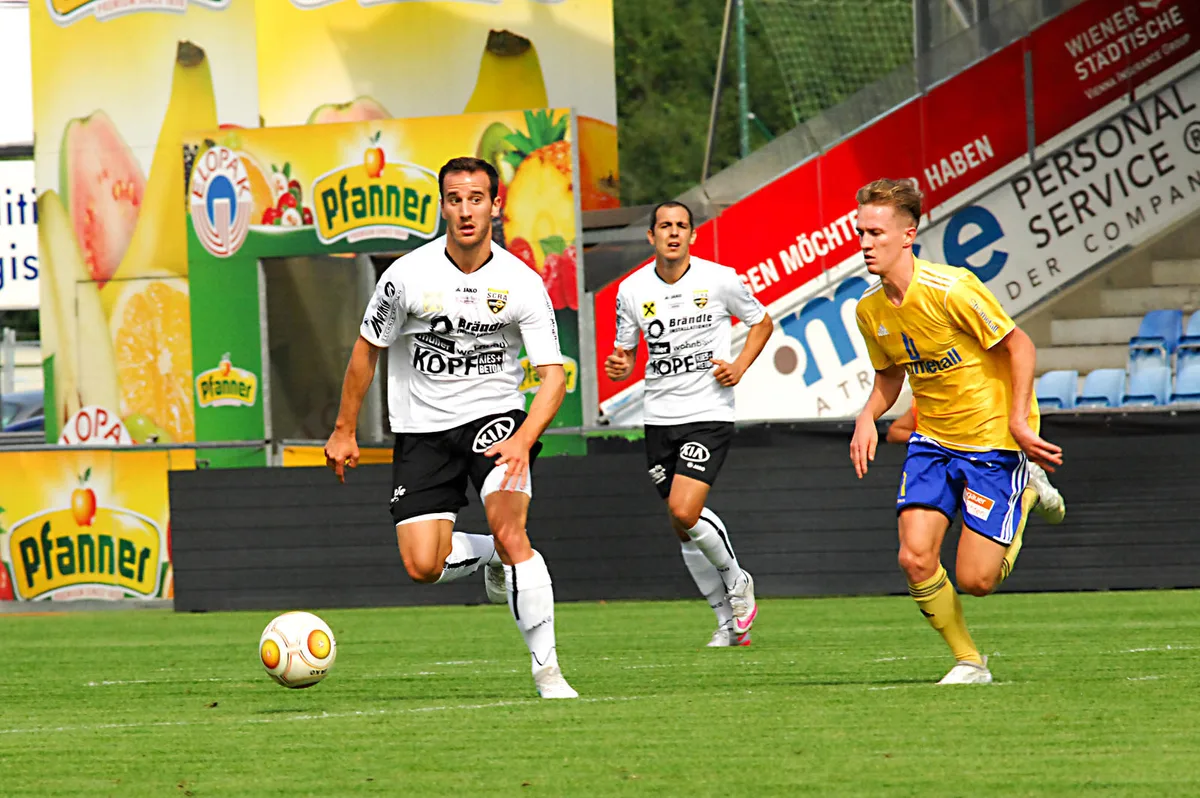 man-0025 Der Effretiker Dominik Kuhn, hier gegen den TSV St. Johann, hat in Altach sogleich eine Schlüsselrolle übernommen. (Bild: zvg)
