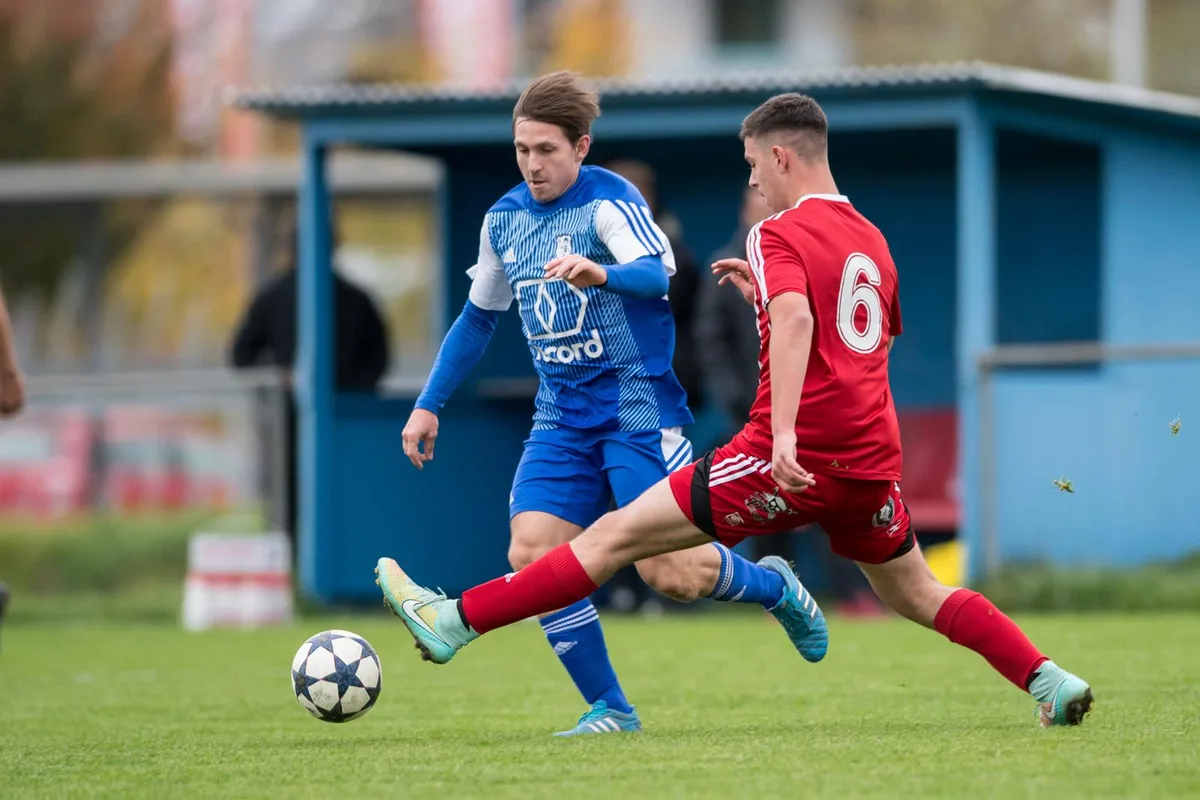 sport_29102017_fussball_pif-1_preview Die in blau spielenden Fehraltorfer liessen sich auch von Rot Weiss Winikon nicht stoppten. (Bild: Robert Pfiffner), Die in blau spielenden Fehraltorfer liessen sich auch von Rot Weiss Winikon nicht stoppten. (Bild: Robert Pfiffner), Die in blau spielenden Fehraltorfer liessen sich auch von Rot Weiss Winikon nicht stoppten. (Bild: Robert Pfiffner), Die in blau spielenden Fehraltorfer liessen sich auch von Rot Weiss Winikon nicht stoppten. (Bild: Robert Pfiffner), Die in blau spielenden Fehraltorfer liessen sich auch von Rot Weiss Winikon nicht stoppten. (Bild: Robert Pfiffner), Die in blau spielenden Fehraltorfer liessen sich auch von Rot Weiss Winikon nicht stoppten. (Bild: Robert Pfiffner)