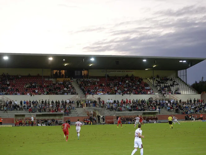 _dsc6027 Eine weitere Niederlage für den FC Winterthur. Die Mannschaft verlor in der Challenge League 0:1 gegen Aufsteiger Rapperswil-Jona.
(Bild: Archiv/ Damian Keller)