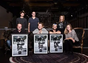 dabu Für ihre Single «Angelina» erhielten Dabu Fantastic bereits einen Swiss Music Award. (Bild: zvg)