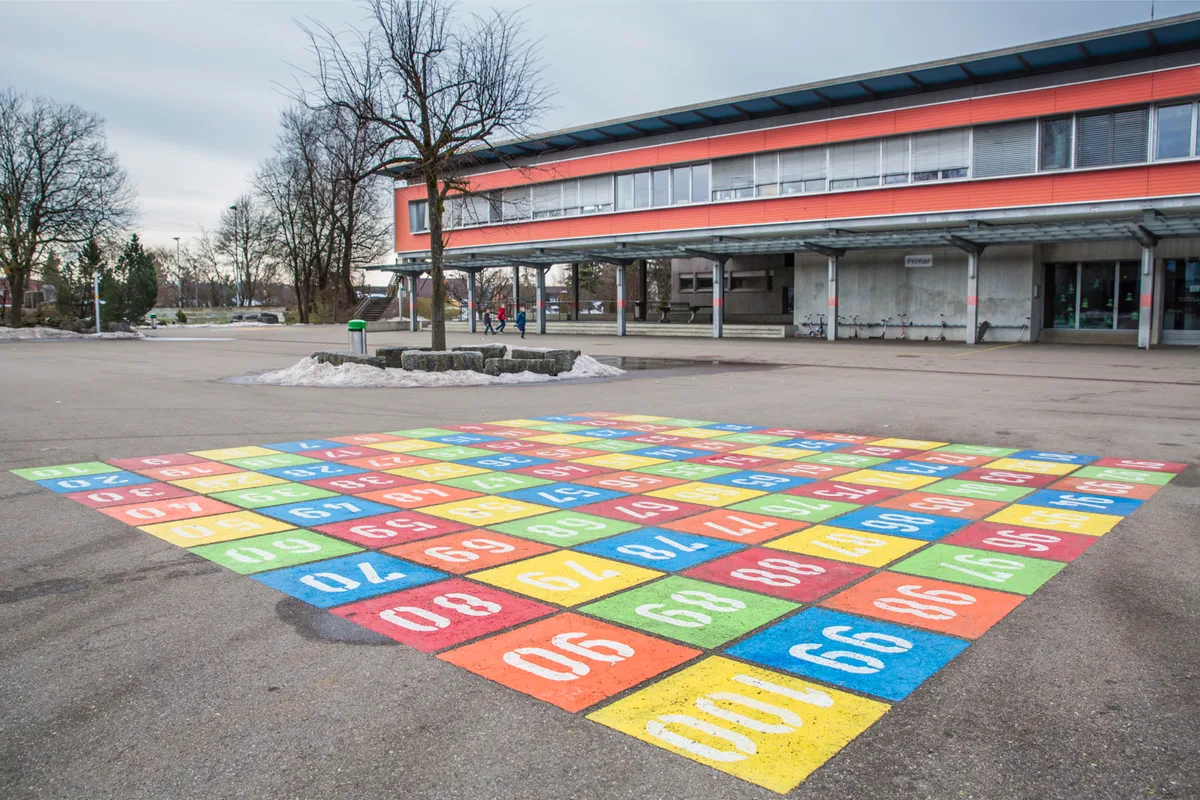 pfaeffikon_26012016_schulefehraltorf_crm_1_preview Für das Schulareal Heiget strebt der Fehraltorfer Gemeinderat nun eine neue energetische Lösung an. (Bild: Archiv)