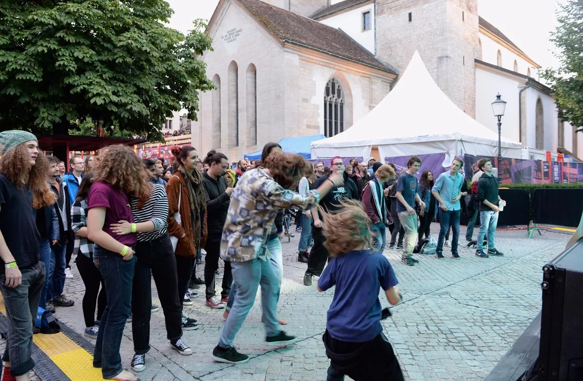 winterthur_17082017_musikfestwochen_winterthur_stadi_mav_28 Der Kirchplatz in Winterthur gehört zu vielen städtischen Veranstaltungen dazu. Traditionsveranstaltungen dürfen weiterhin dort ausgetragen werden.
(Bild: Marcel Vollenweider)