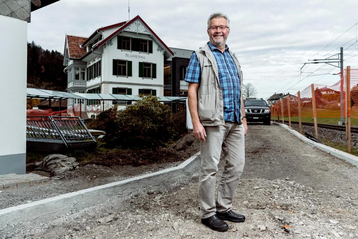 zo_nck9645_preview Seit 30 Jahren leitet Felix Graf mit Ehefrau Ursula das Altersheim Blumenau in Bauma. (Bild: Nick Soland)