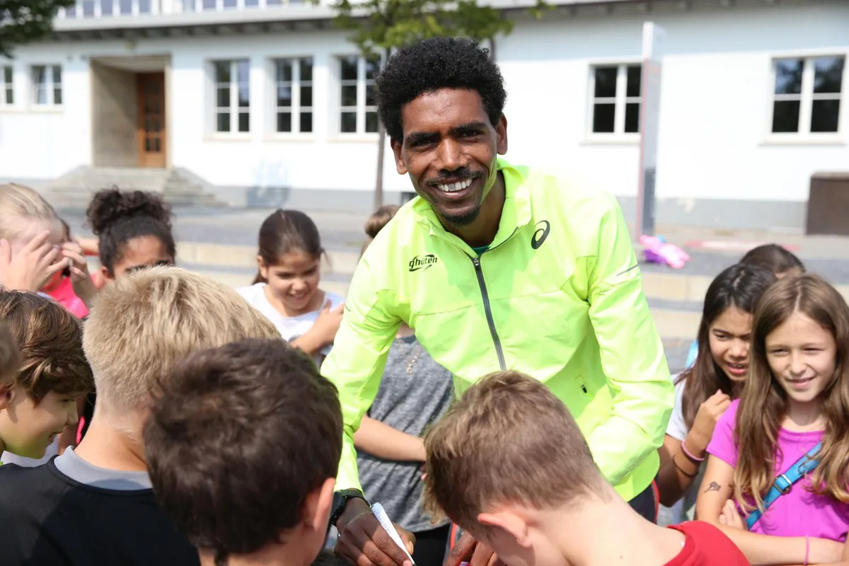 uster_08092017_simontesfay_nag-3_preview Simon Tesfay überzeugte am Basler Stadtlauf mit Platz zwei. (Archivbild: Nathalie Guinand), Tadesse Abraham wurde am Stadtlauf in Basel von einer Erkältung geplagt. (Archivbild: Robert Pfiffner)