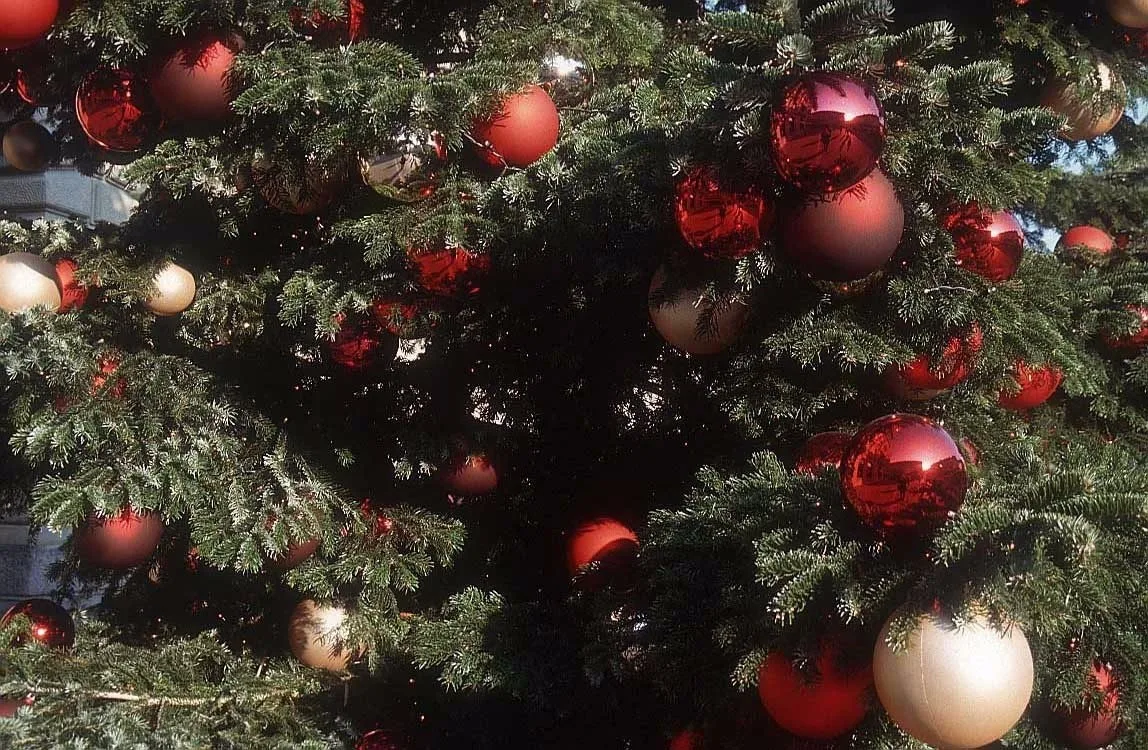 0596167 Weihnachten - Zeit, um inne zu halten. (Bild: Archiv), Markus Steinberg, Pfarreibeauftragter der Katholischen Pfarrei Hinwil. (Bild: zvg)