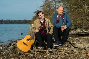 2018_uster_neuj-empfang_01_heinrich_mueller Heinrich Müller (rechts) und Mathias Baumann am Greifenseeufer. (Bild: zvg)
