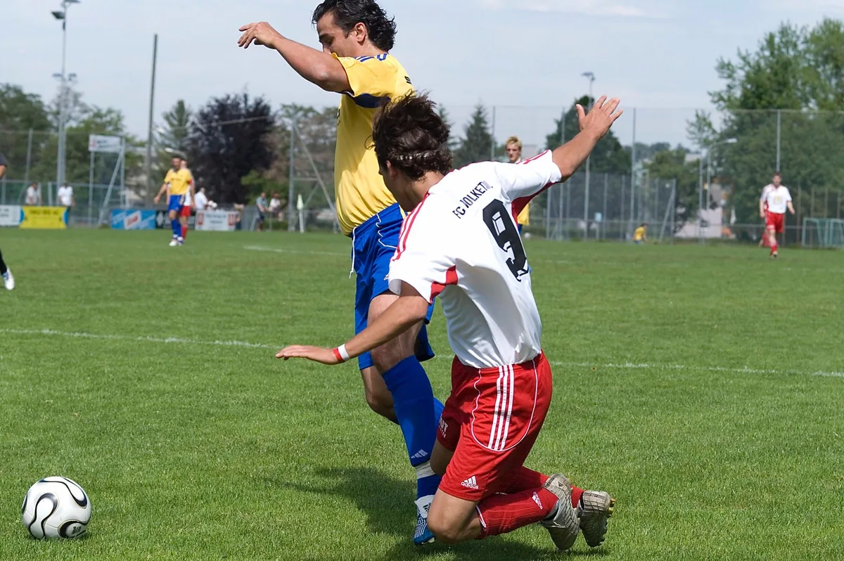 0537418_preview_1 Nach dem Fall ist der Wiederaufstieg die klare Devise des FC Volketswil. (Archivbild: Renato Bagattini)